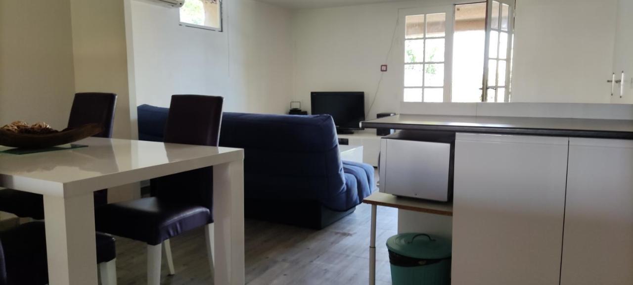 Studio L'Agasso Prouvenco Apartment La Crau Ngoại thất bức ảnh